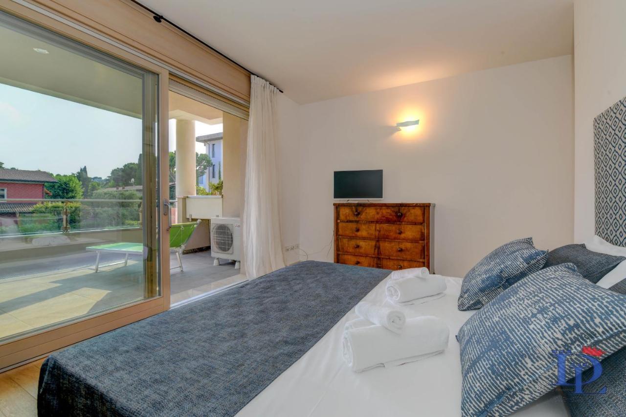 Desenzanoloft Oscar Luxury Suite Desenzano del Garda Exterior foto