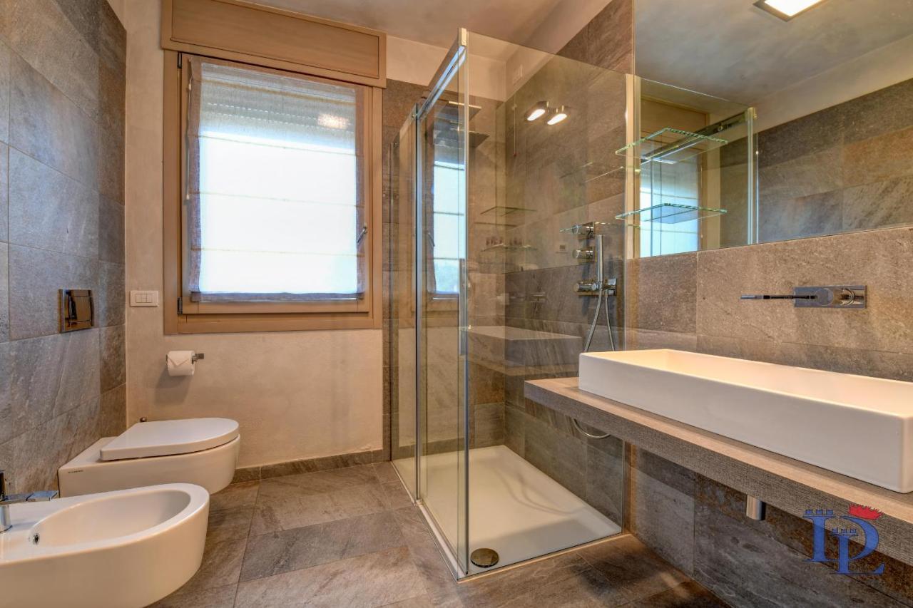 Desenzanoloft Oscar Luxury Suite Desenzano del Garda Exterior foto